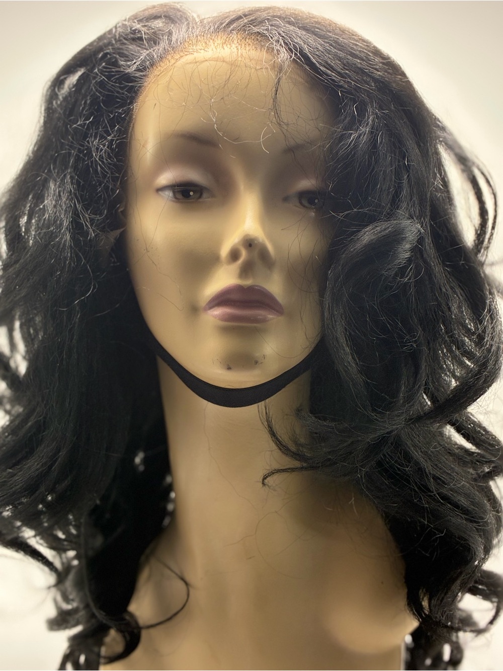 Black Synthetic Long Wavy Women's Wig - Unbranded. Color 1B. 22”.